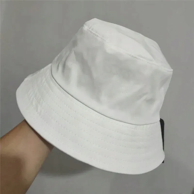 kapelusz-bucket-hat-bialy-ryba-01-stan-nowy