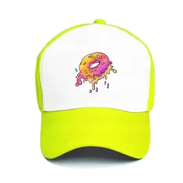 czapka-z-daszkiem-zolta-paczek