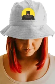 kapelusz-bucket-hat-bialy-batman-01