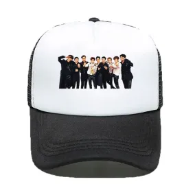 czapka-z-daszkiem-czarno-biala-kpop