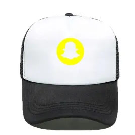 czapka-z-daszkiem-czarno-biala-snapchat