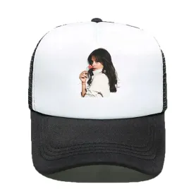 czapka-z-daszkiem-czarno-biala-camila-cabello