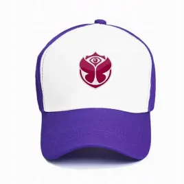 czapka-z-daszkiem-fioletowa-tomorrowland