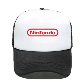 czapka-z-daszkiem-czarno-biala-nintendo