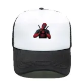 czapka-czarno-biala-deadpool