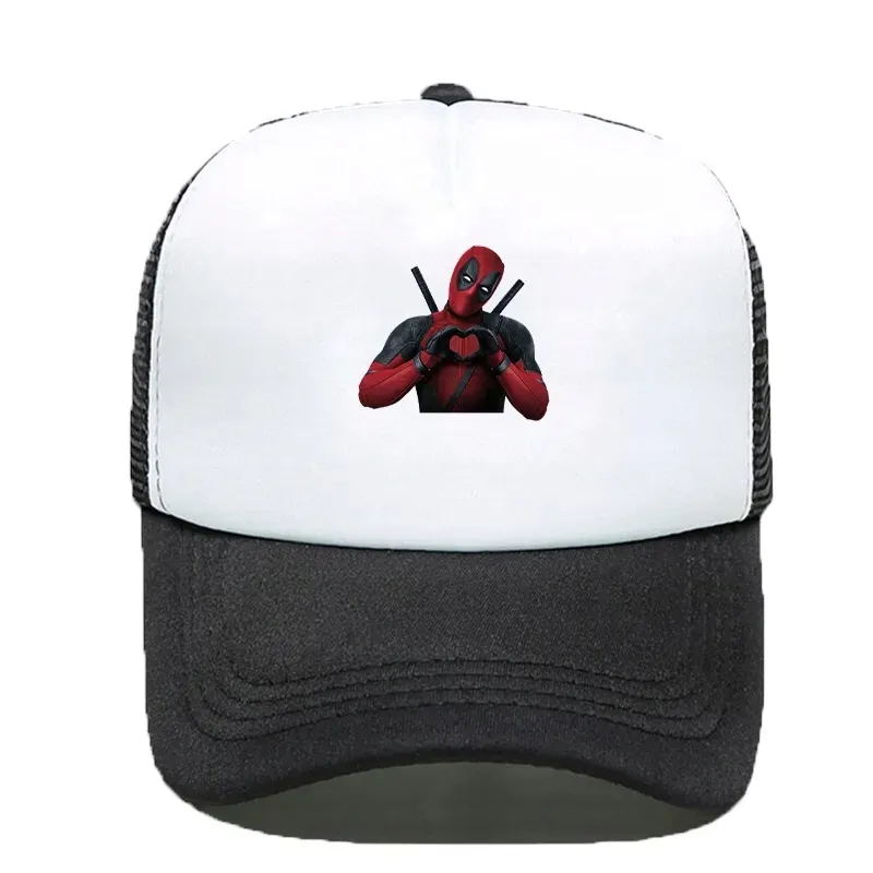 czapka-czarno-biala-deadpool