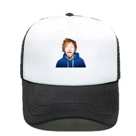 czapka-z-daszkiem-czarno-biala-ed-sheeran