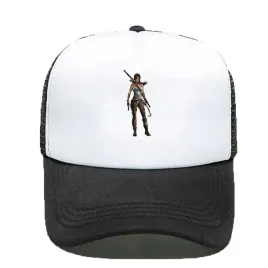 czapka-z-daszkiem-czarno-biala-tomb-raider-02