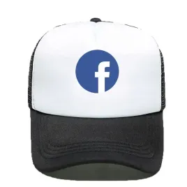 czapka-z-daszkiem-czarno-biala-facebook