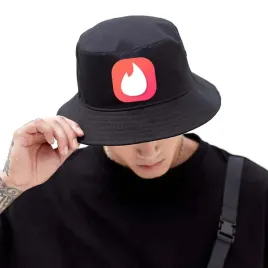 kapelusz-bucket-hat-czarny-tinder-01