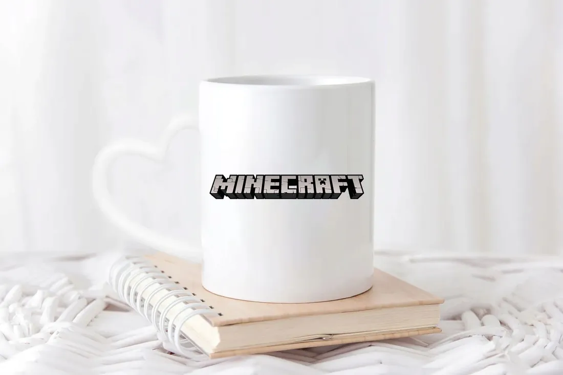 kubek-bialy-uchwyt-serce-minecraft-01