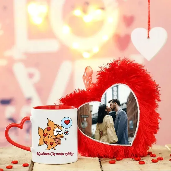 kubek-bialy-czerwone-serce-love-10-stan-nowy