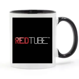 kubek-bialy-uchwyt-czarny-red-tube-01