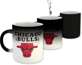 magiczny-kubek-czarny-chicago-bulls