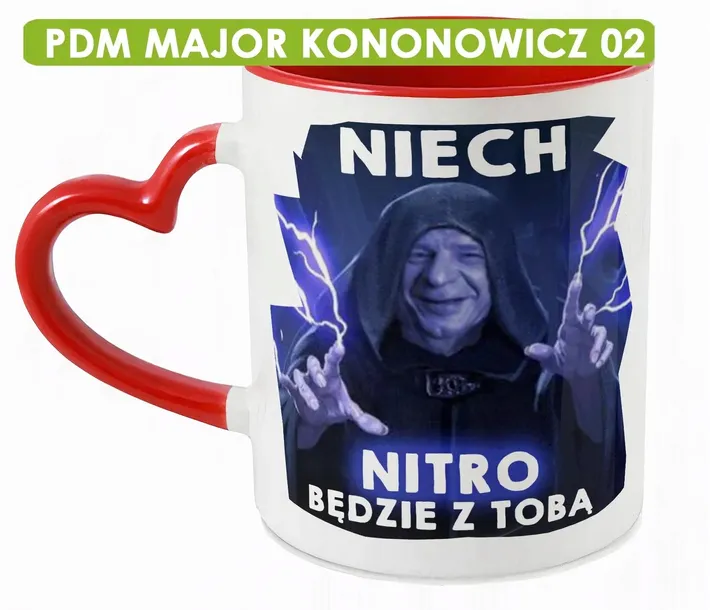 kubek-czerwone-serce-pdm-major-kononowicz-04-kolor-bialy