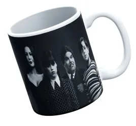 kubek-bialy-pdm-wednesday-addams-03-prezent
