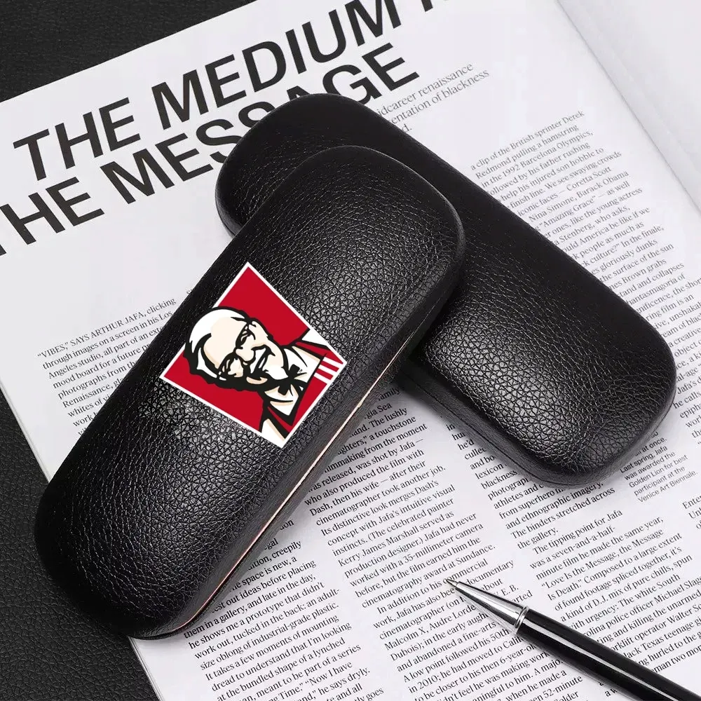 etui-na-okulary-kfc-01