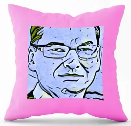poduszka-rozowa-nadruk-pdm-politycy-15-prezent