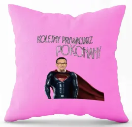 poduszka-rozowa-nadruk-pdm-politycy-18-prezent