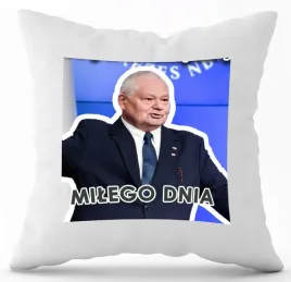 poduszka-z-nadrukiem-biala-pdm-politycy-41-prezent
