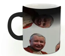 kubek-magiczny-czarny-fullprint-pdm-politycy-25