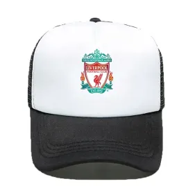 czapka-z-daszkiem-czarno-biala-liverpool
