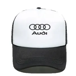 czapka-z-daszkiem-czarno-biala-audi
