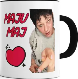 kubek-czarny-srodek-ucho-maju-maj-goha