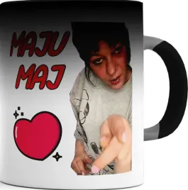 kubek-magiczny-czarny-maju-maj-goha