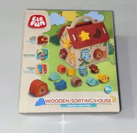 drewniany-domek-sorter-klocki-edukacyjne-zwierzatka-uchwyt-raczka-ksztalty
