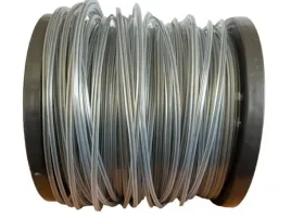 zylka-z-drutem-tnaca-zbrojona-do-kosy-spalinowej-czterokatna-kwadrat-27mm