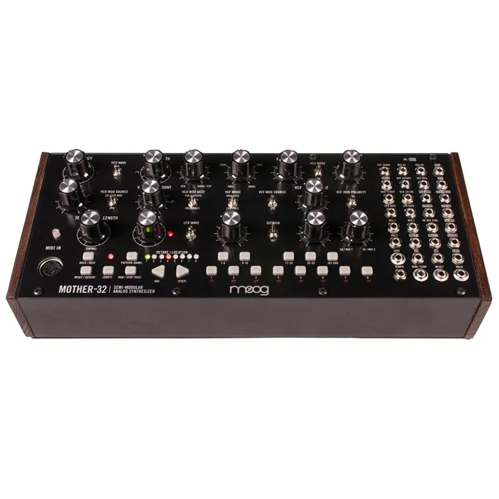 moog-mother-32-syntezator-semi-modularny-stan-nowy