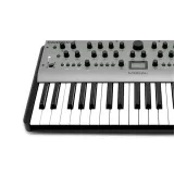 modal-carbon8-syntezator-cyfrowy-model-carbon8