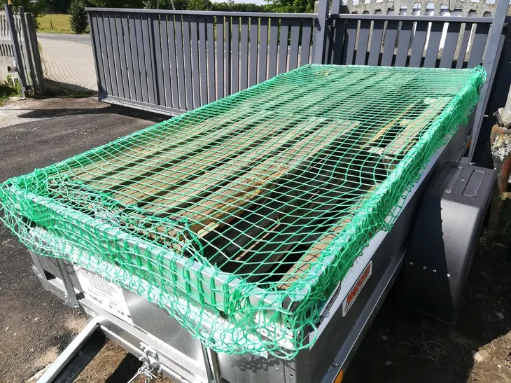 siatka-zabezpieczajaca-ladunek-do-przyczep-200x300-numer-katalogowy-czesci-gmpszl200x300-stan-nowy