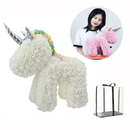 jednorozec-z-roz-prezent-na-walentynki-bialy