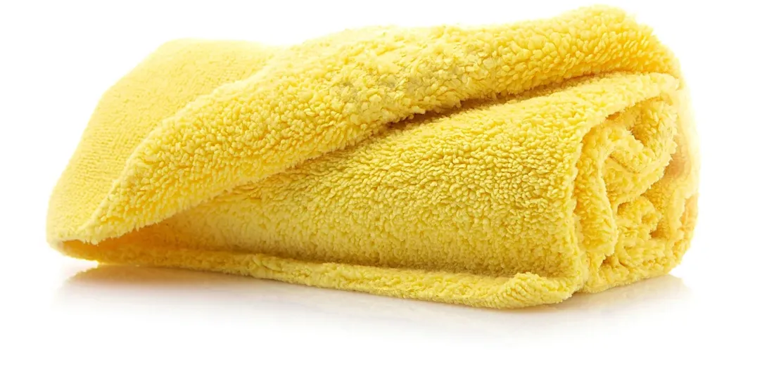 work-stuff-gentleman-yellow-mikrofibra-40x40-cm