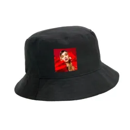 bucket-hat-kapelusz-czarny-pdm-julia-zugaj-10