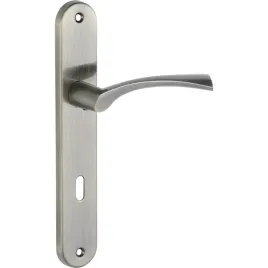 klamka-noa-na-szyldzie-dlugim-klucz-kuchinox-wyk-patyna-aluminium