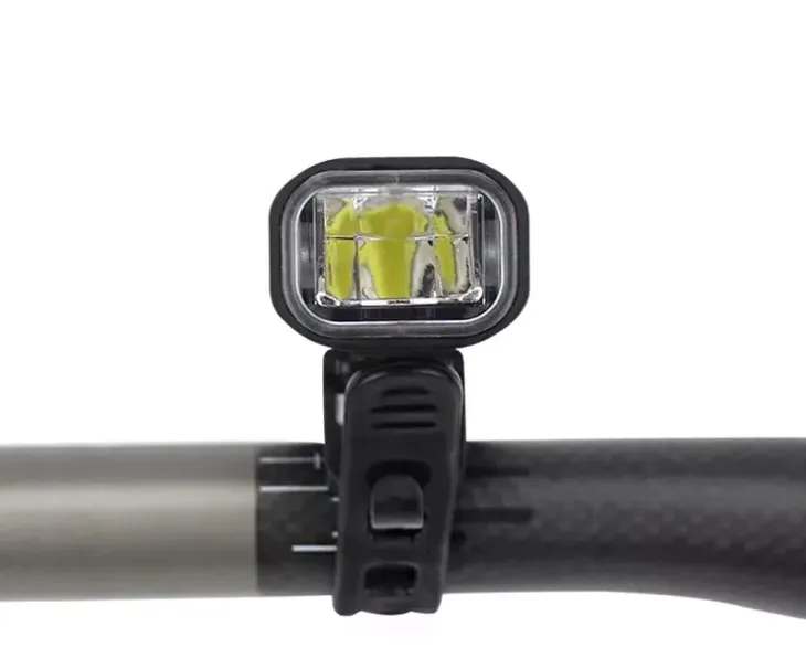 lampka-rowerowa-led-2000mah-400lm-usb-e095-czas-pracy-5-h