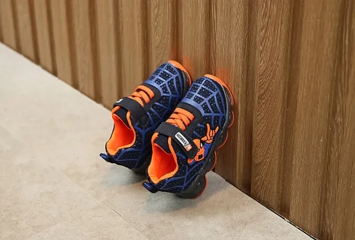 buty-spider-man-niebieskie-i051-kod-producenta-i051