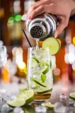 zestaw-barmanski-do-drinkow-shaker-5-elementow-producent-whiskey-rocks