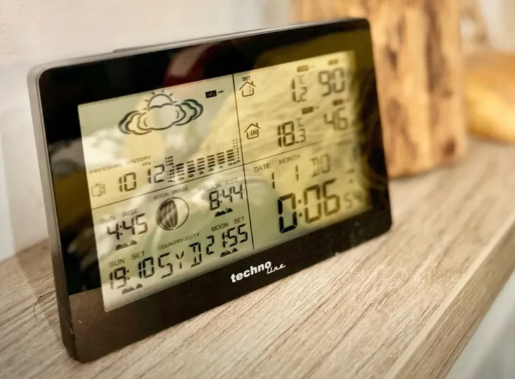 stacja-pogodowa-technoline-ws6760-cechy-dodatkowe-podwojny-alarm-z-funkcja-drzemki