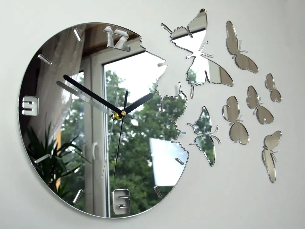 zegar-scienny-modernclock-motyle-lustro-diy