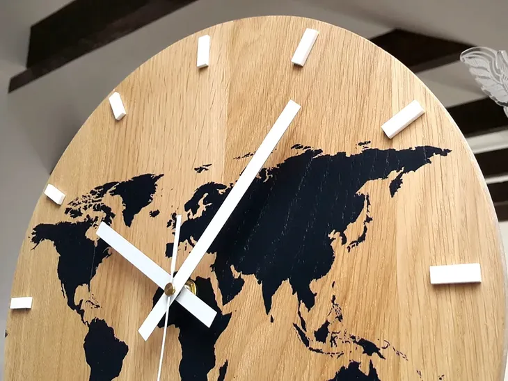 duzy-zegar-scienny-dab-world-mapa-swiata-cicha-kolor-czarny