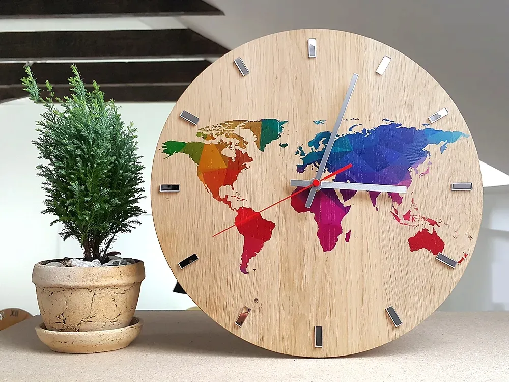 duzy-zegar-scienny-dab-world-mapa-swiata-cicha