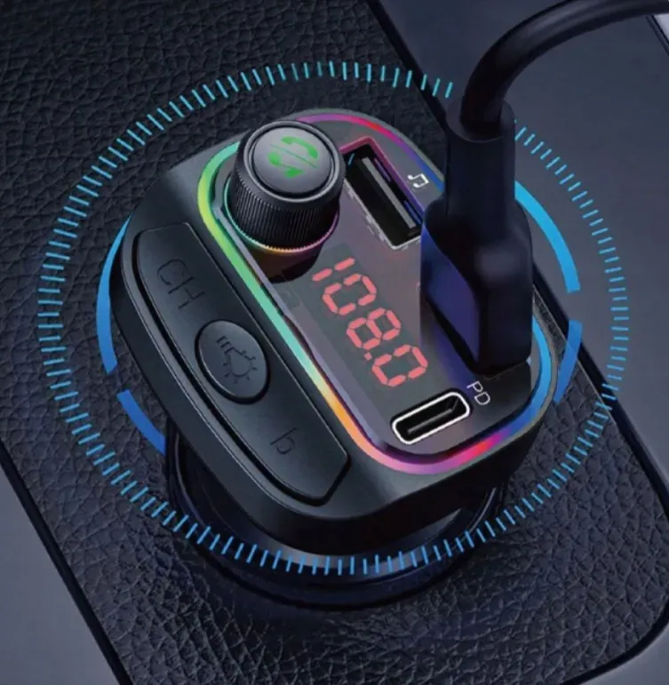 transmiter-fm-bluetooth-szybka-ladowarka-mp3-2xusb-stan-nowy