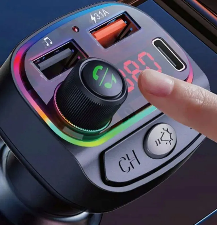 transmiter-fm-bluetooth-szybka-ladowarka-mp3-2xusb-stan-nowy