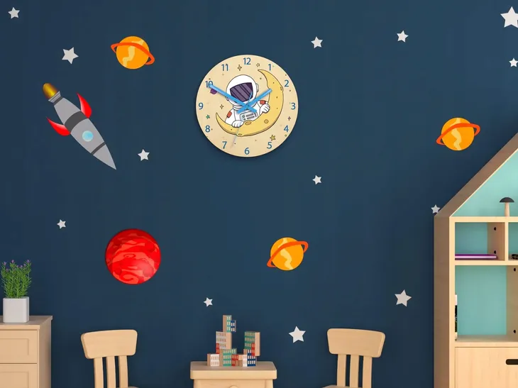 zegar-scienny-astronauta-dla-dziecka-cichy-kolor-wielokolorowy
