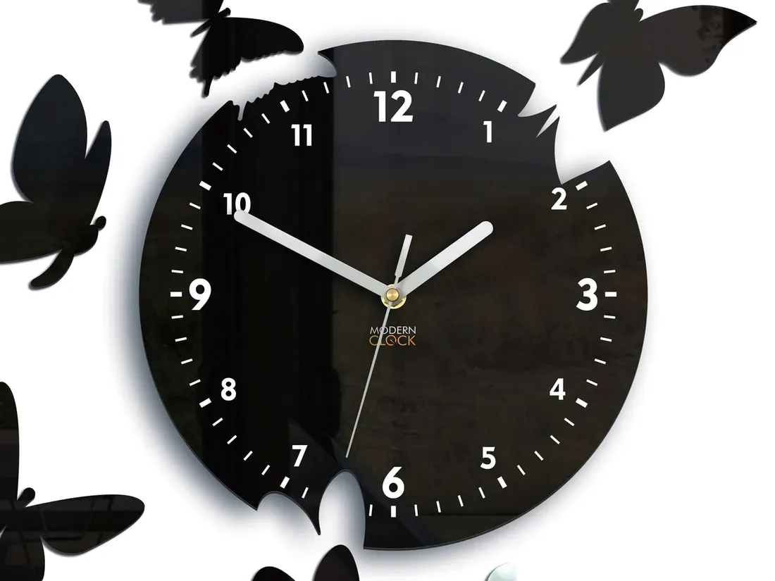 zegar-scienny-modernclock-motyle-14-motyli-diy