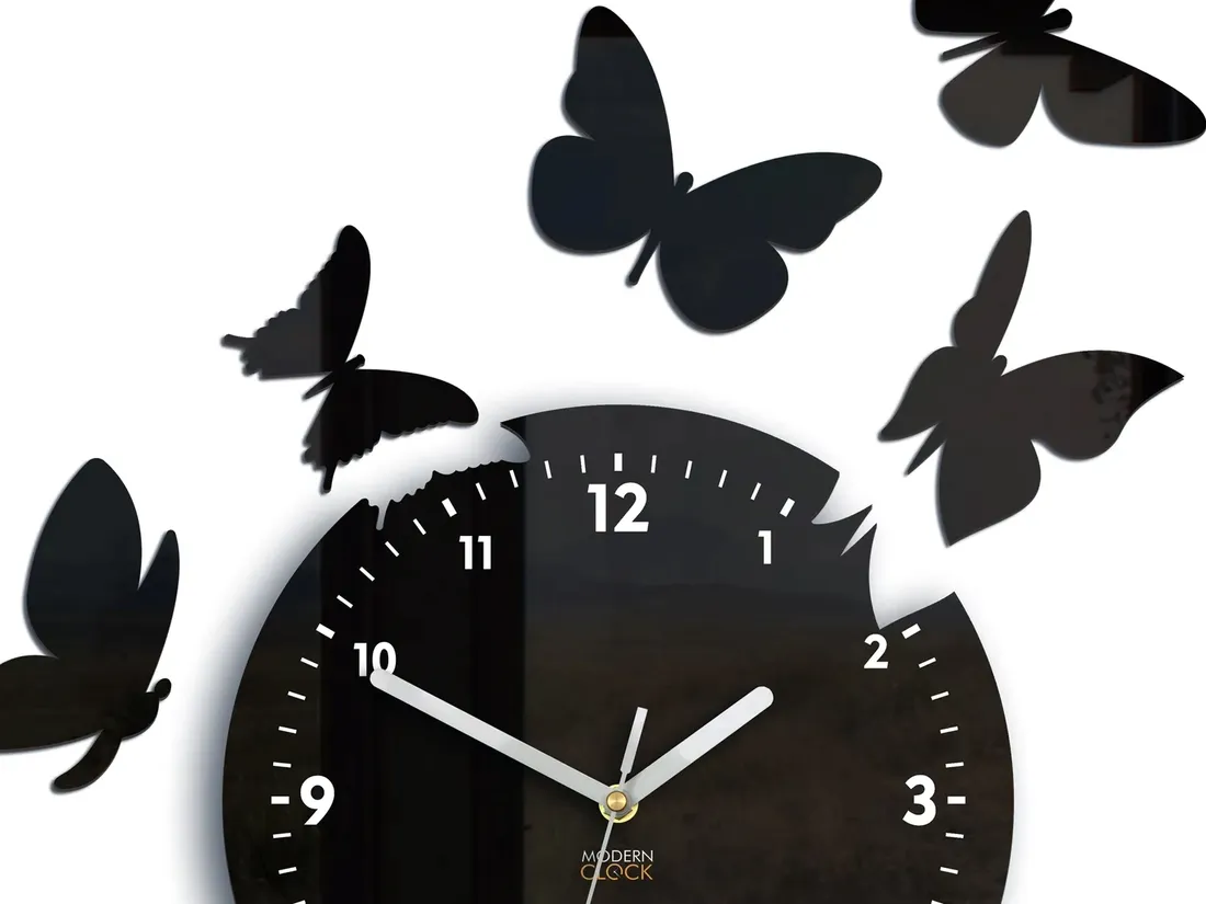 zegar-scienny-modernclock-motyle-14-motyli-diy